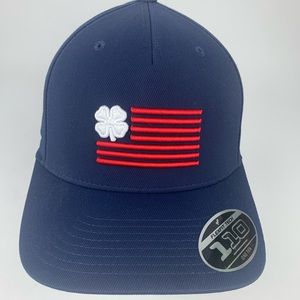 BLACK CLOVER Snapback NAVY BLUE Live Lucky Hat Cap Golf NEW Without tags